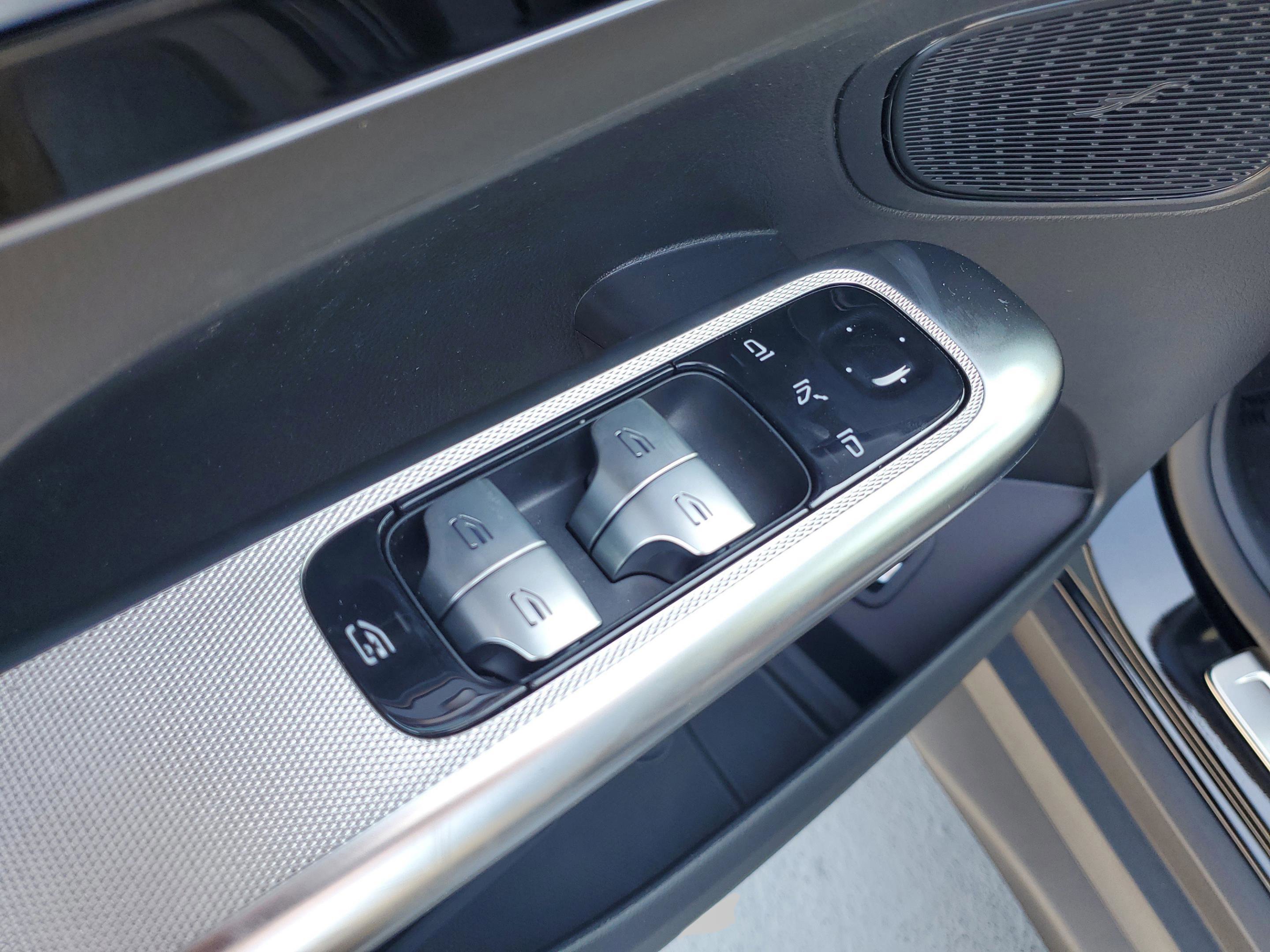 New 2026 Mercedes-Benz GLC 43 AMG 4MATIC image 32