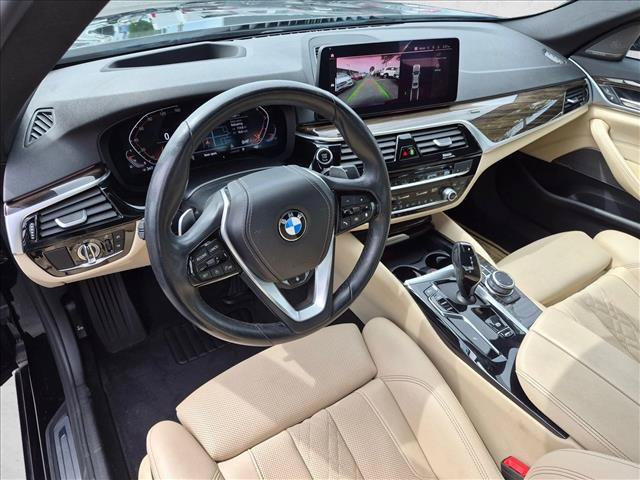Used 2022 BMW 530i xDrive AWD/4WD image 9