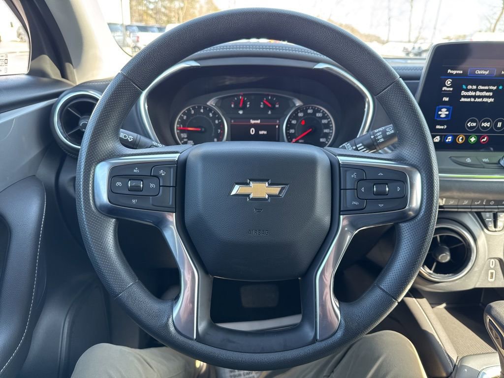 Used 2025 Chevrolet Blazer LT image 21