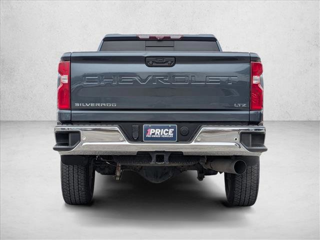 Used 2020 Chevrolet Silverado 2500 LTZ w/ LTZ Premium Package image 6