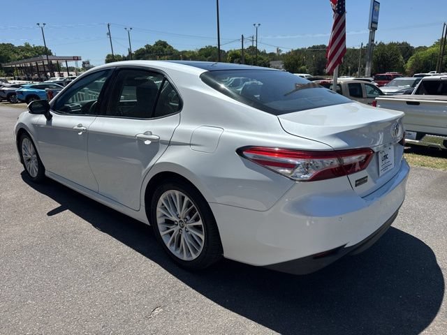 Used 2018 Toyota Camry XLE FWD image 4