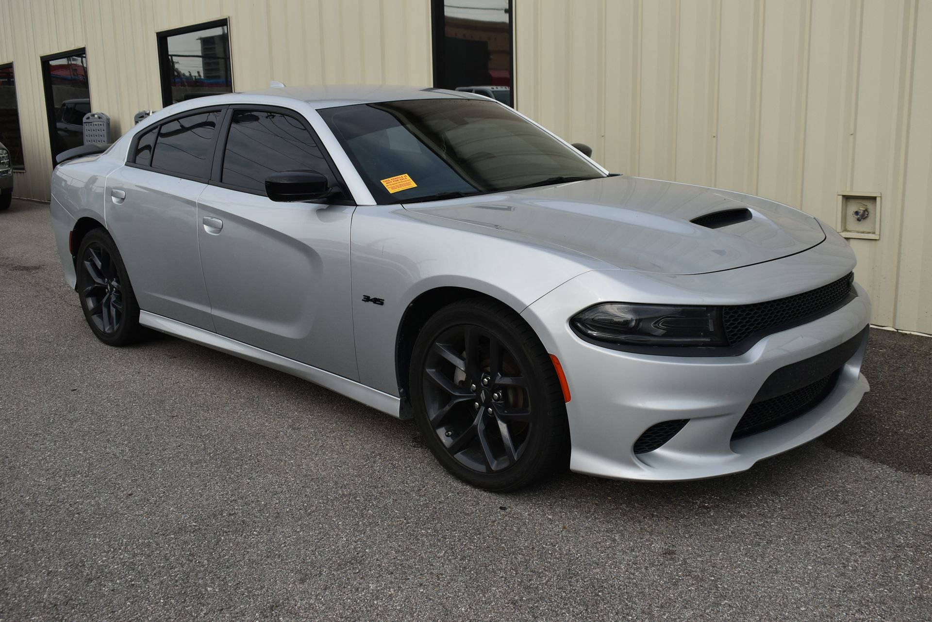 Used 2023 Dodge Charger R/T w/ Blacktop Package image 3