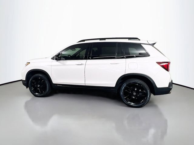 Used 2024 Honda Passport Black Edition image 6