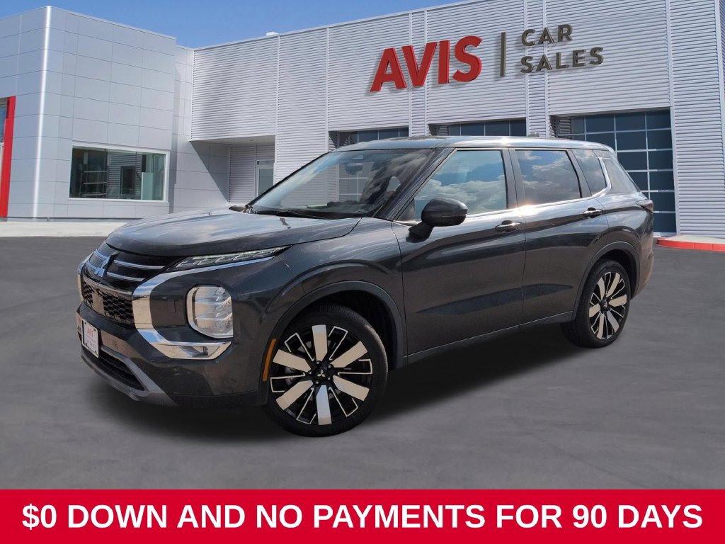 Used 2025 Mitsubishi Outlander SE