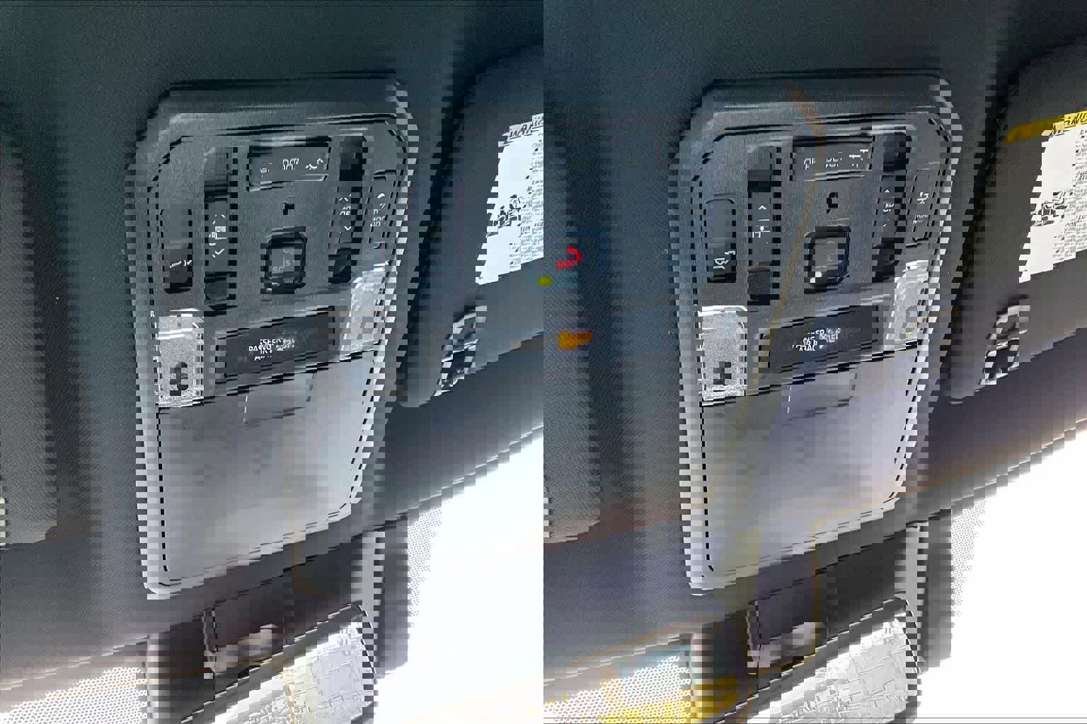 Used 2025 Toyota Sequoia Platinum image 31