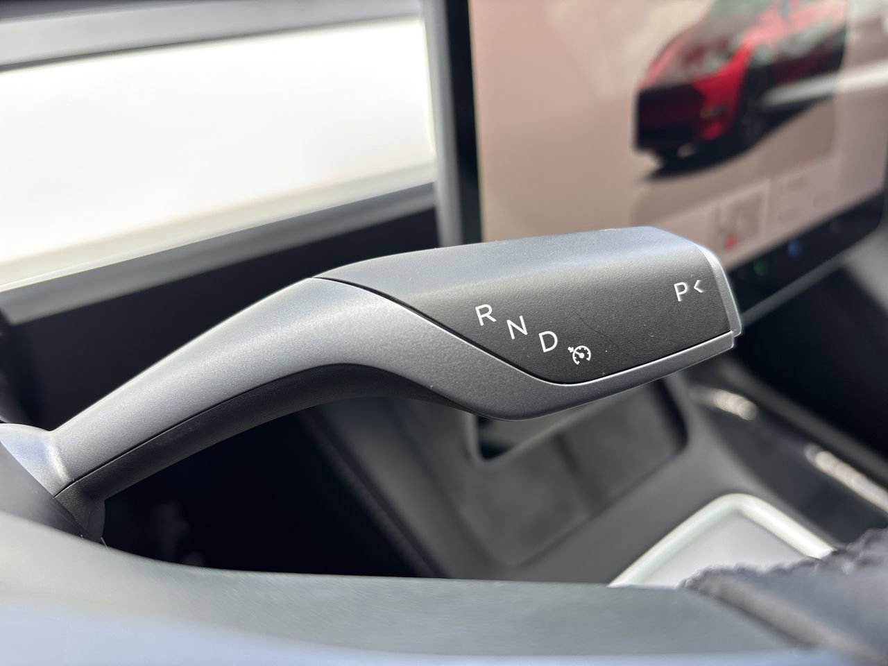 Used 2025 Tesla Model Y Long Range AWD/4WD image 26