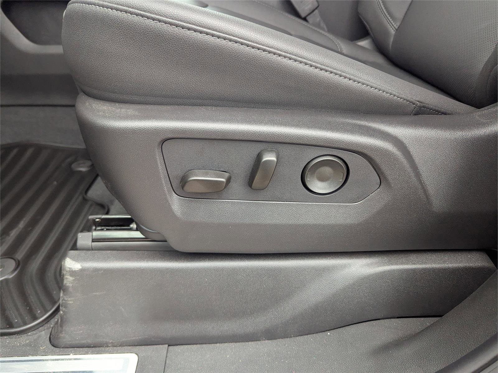 New 2026 Chevrolet Silverado 2500 LTZ w/ LTZ Plus Package image 17