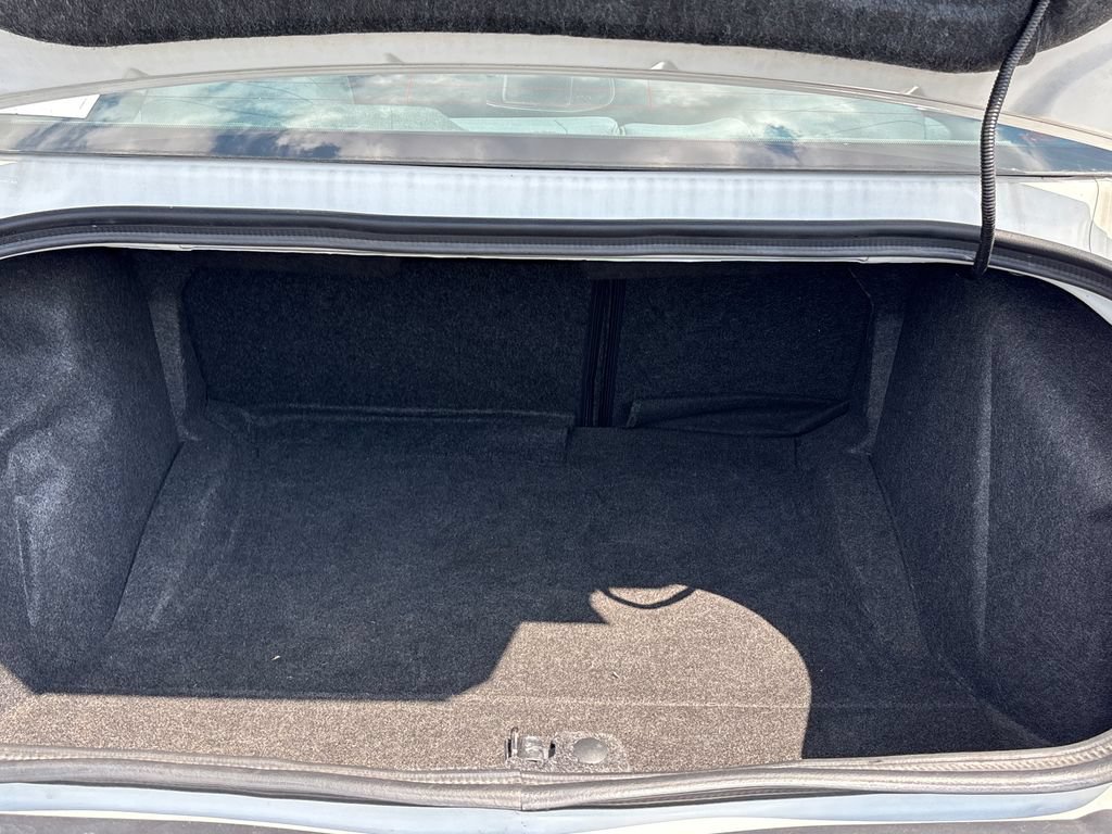 Used 2019 Dodge Challenger R/T w/ Driver Convenience Group RWD image 20