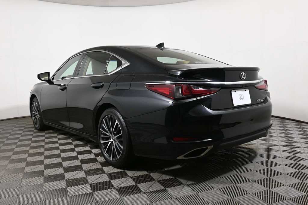 Used 2023 Lexus ES 350 w/ Premium Package FWD image 9