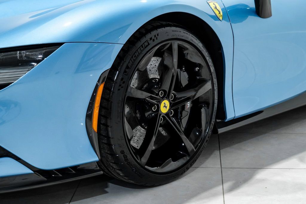 Used 2022 Ferrari SF90 Spider image 65