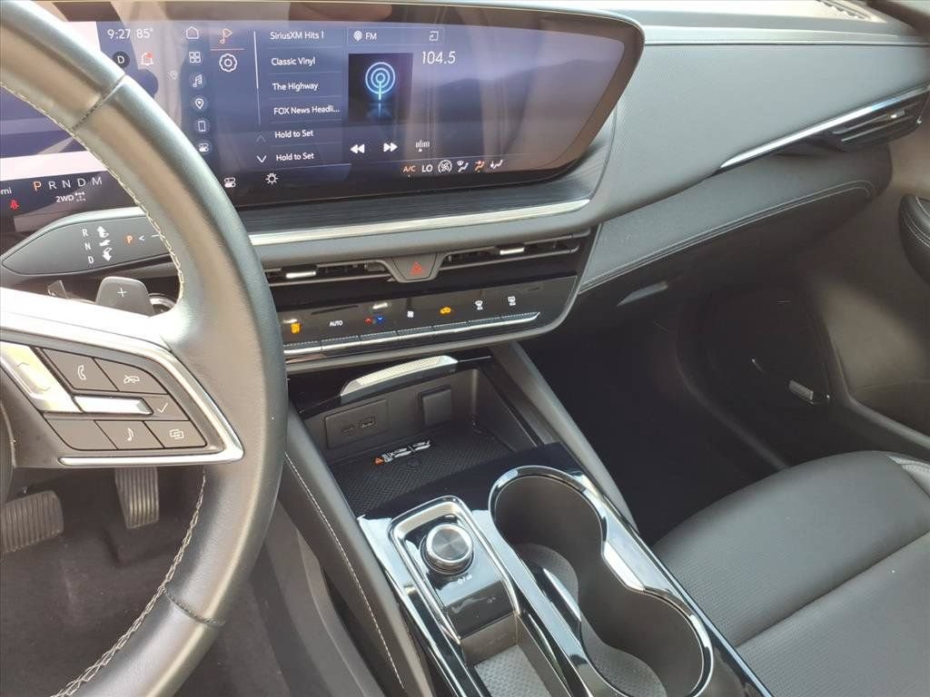 Used 2024 Buick Envision Preferred AWD/4WD image 32