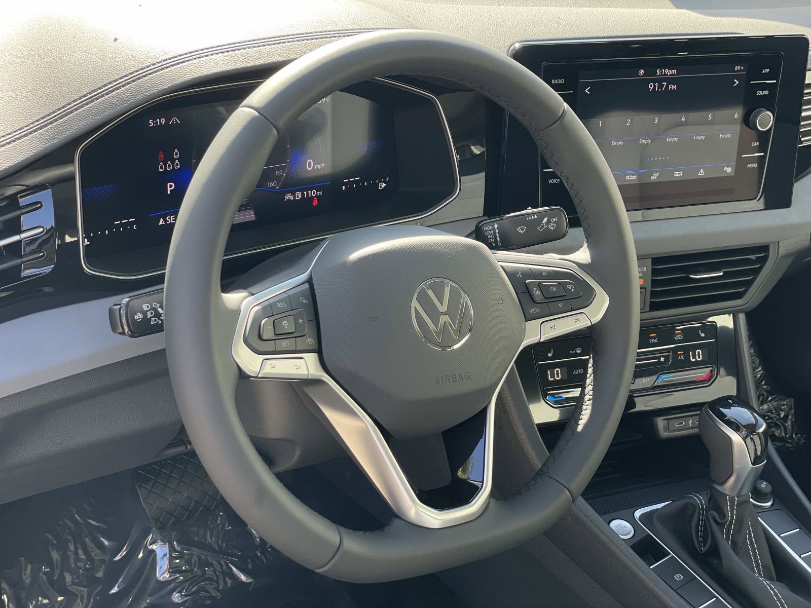 New 2027 Volkswagen Jetta SE FWD image 8
