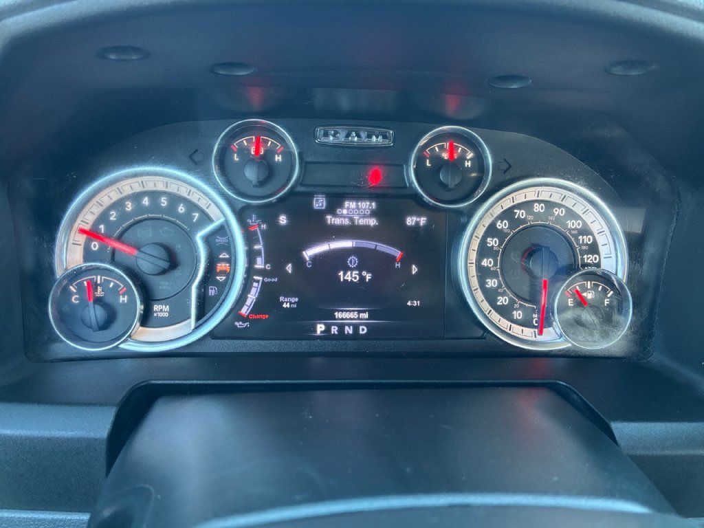 Used 2015 RAM 1500 Lone Star RWD image 5
