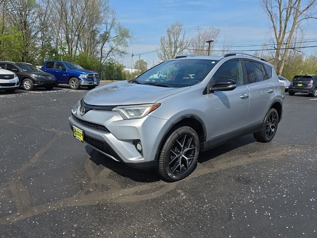 Used 2017 Toyota RAV4 SE w/ Power Special Value Package image 3