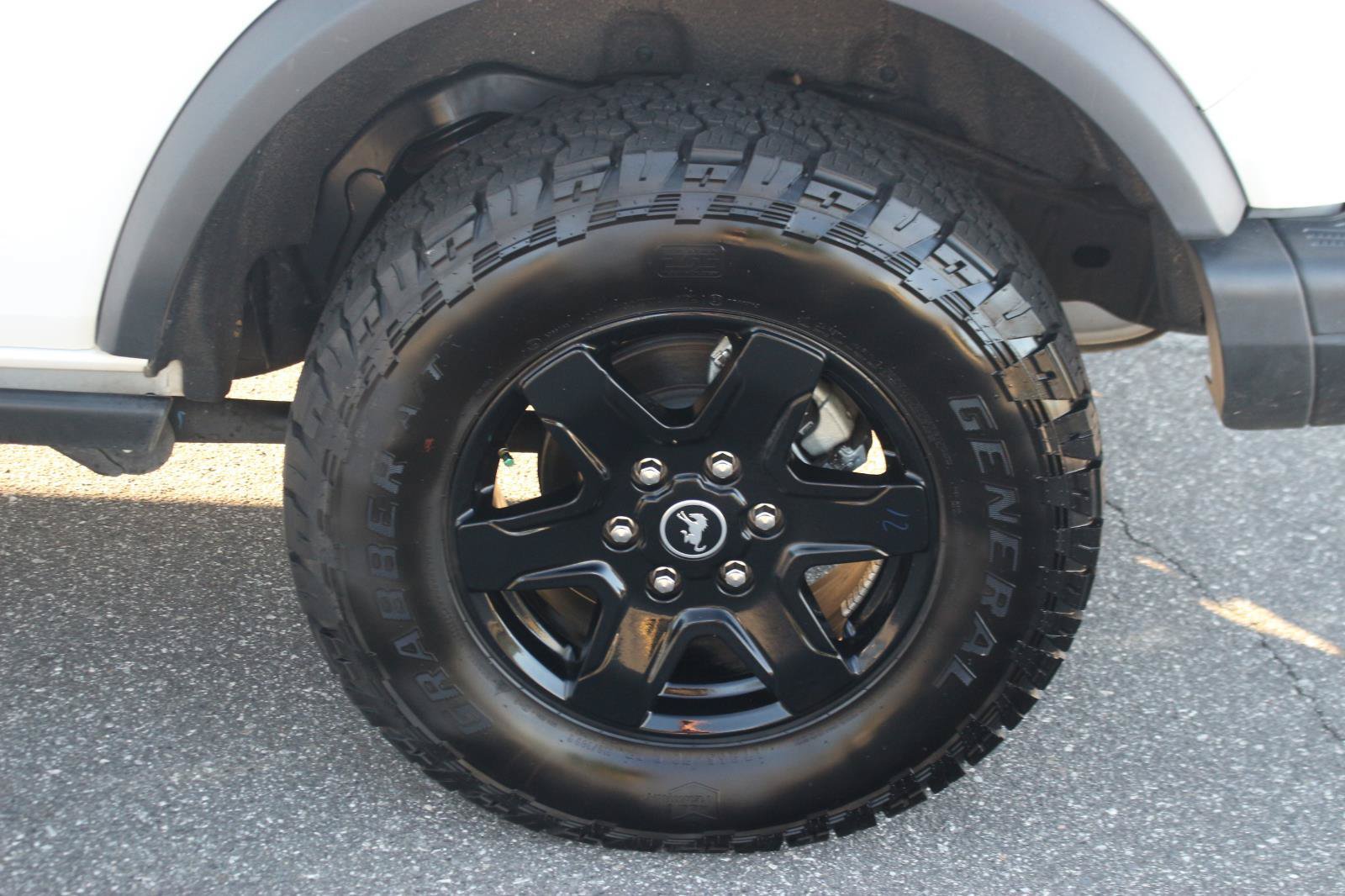 Used 2024 Ford Bronco Black Diamond AWD/4WD image 37