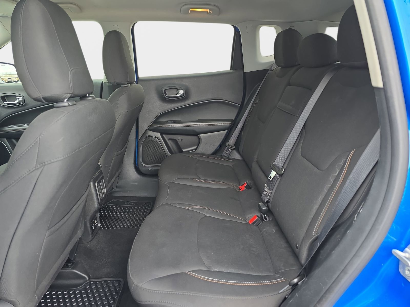 Used 2018 Jeep Compass Sport w/ Tech Group image 16