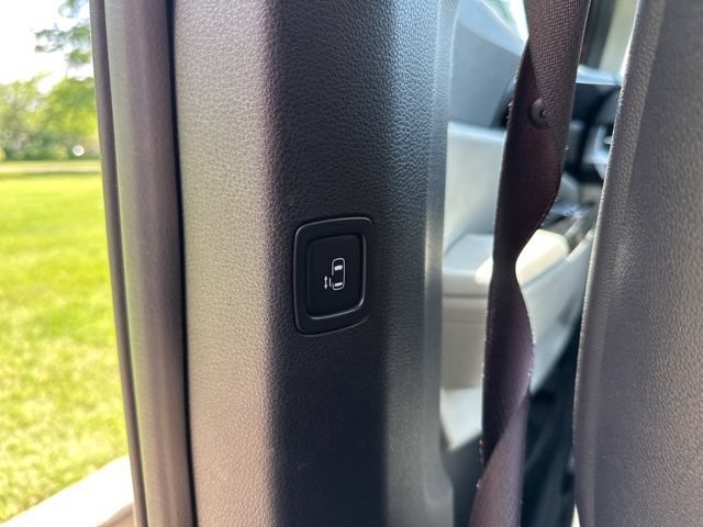 Certified 2023 Kia Carnival SX Prestige FWD image 34