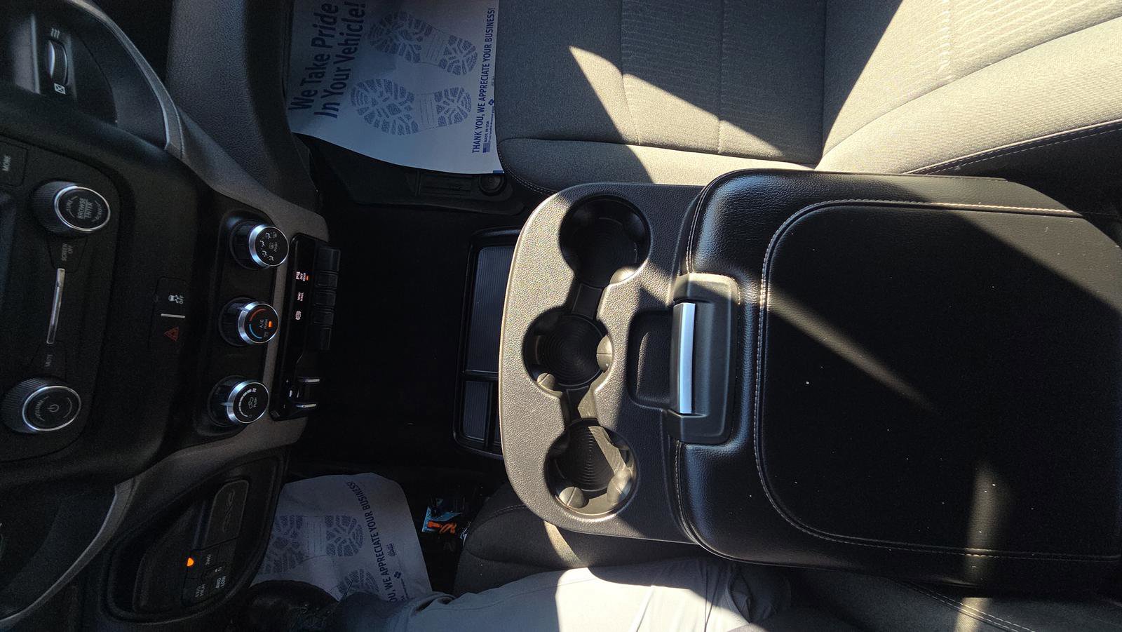 Used 2024 RAM 3500 Tradesman w/ Chrome Appearance Group image 35