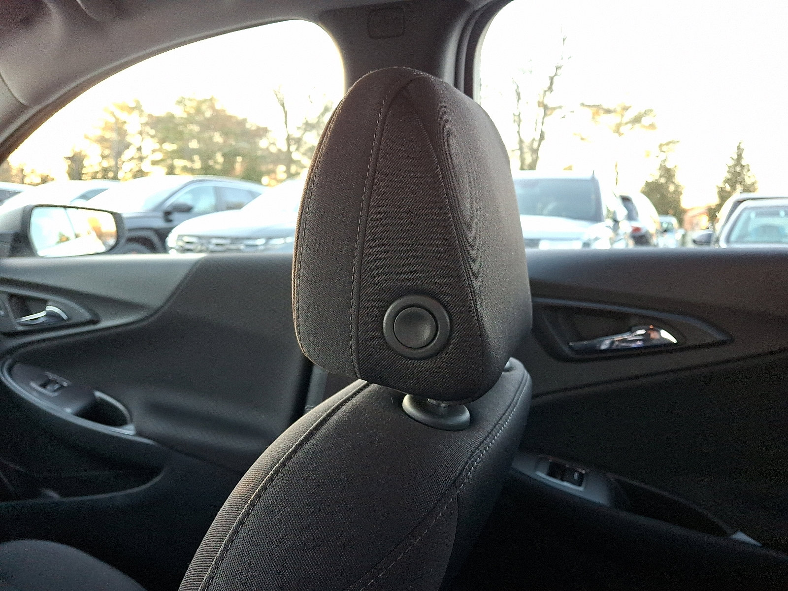 Certified 2022 Chevrolet Malibu LS w/ LPO, Convenience Package 2 image 17