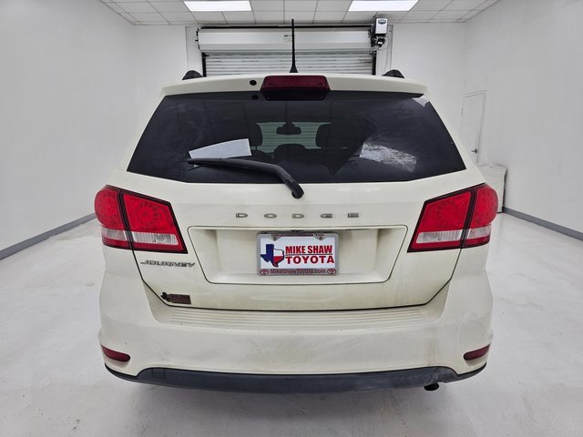 Used 2019 Dodge Journey SE w/ Premium Group image 19