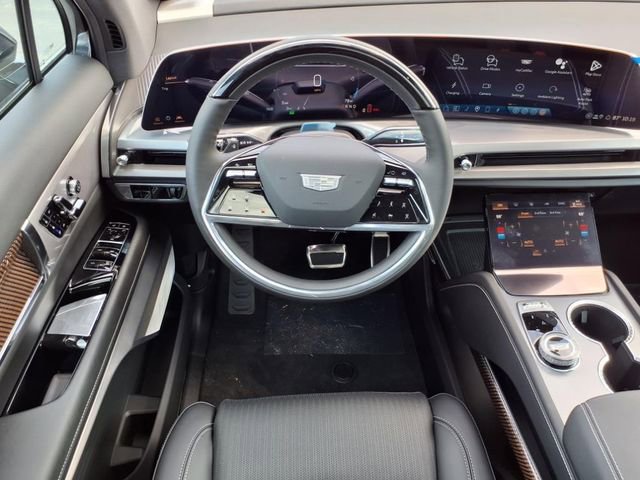 New 2026 Cadillac Vistiq Luxury image 16