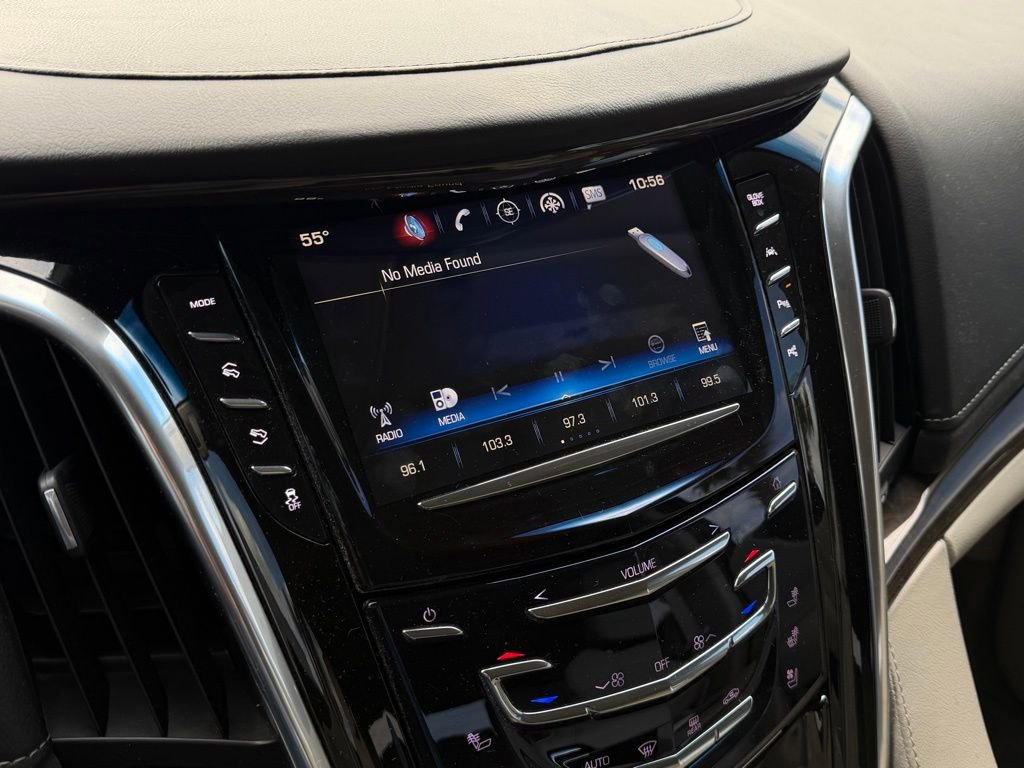 Used 2019 Cadillac Escalade Premium Luxury image 24