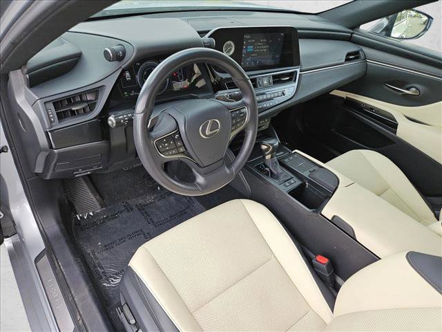 Used 2022 Lexus ES 300h w/ Premium Package FWD image 10