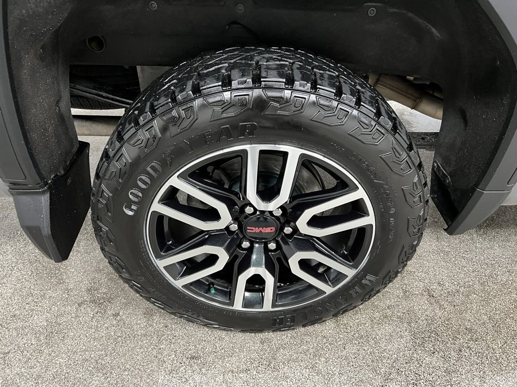 Used 2024 GMC Sierra 1500 AT4 image 20
