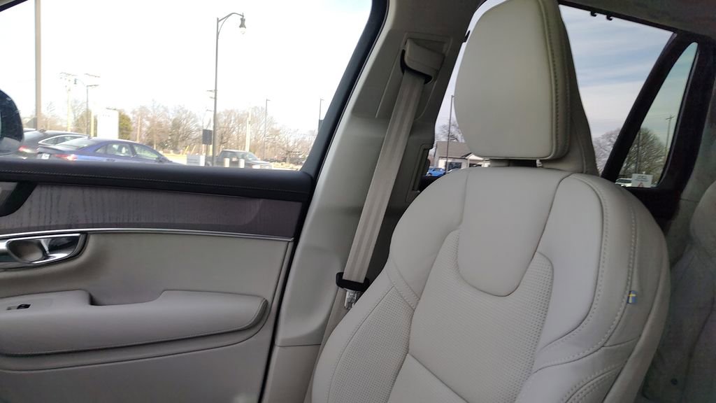 New 2026 Volvo XC90 T8 Ultra image 24