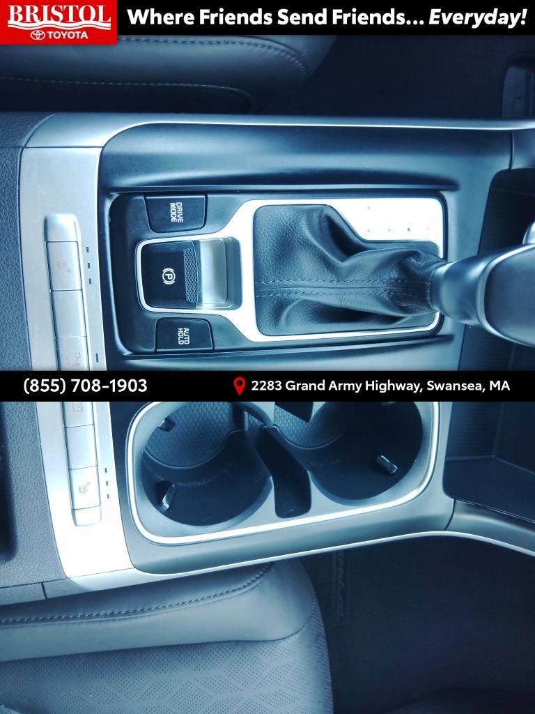 Used 2024 Kia Carnival LX image 23