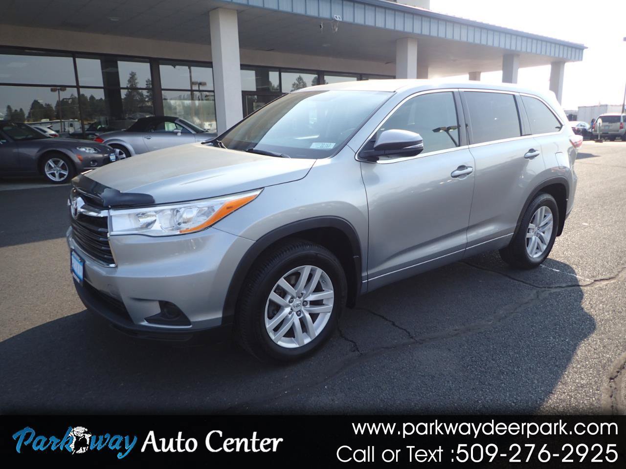 Used 2014 Toyota Highlander LE AWD/4WD image 1