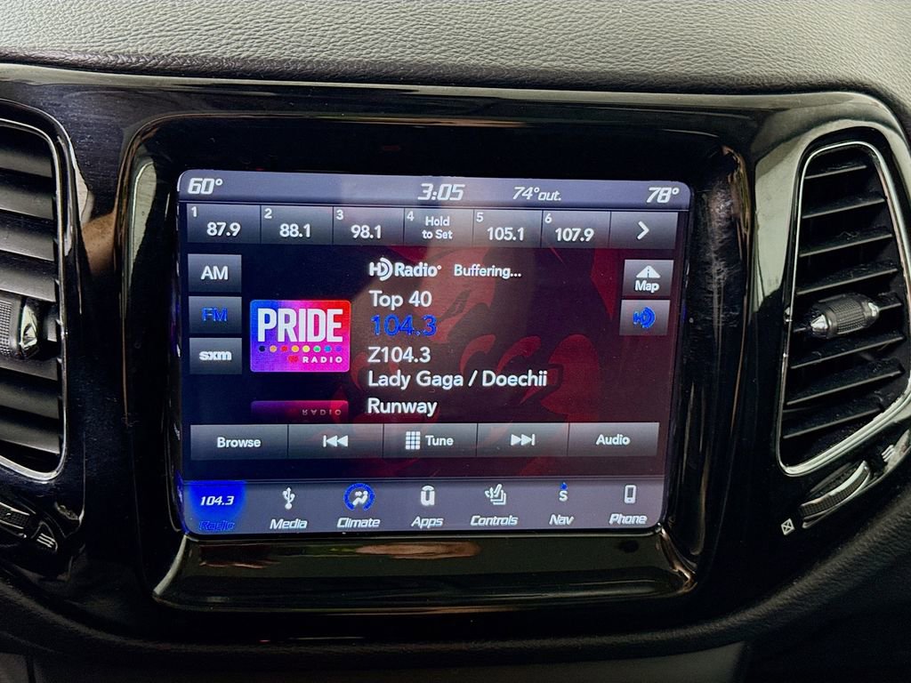 Used 2018 Jeep Compass Limited w/ Navigation Group AWD/4WD image 7