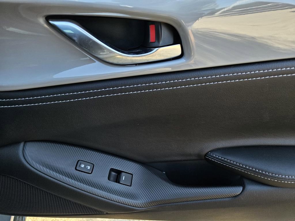 New 2025 MAZDA MX-5 Miata RF Club image 13