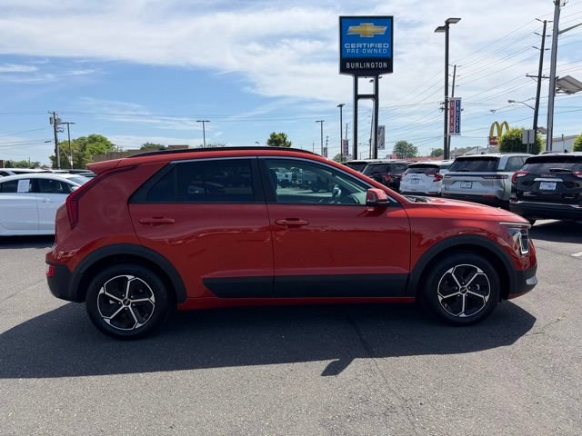 Used 2023 Kia Niro EX FWD image 9