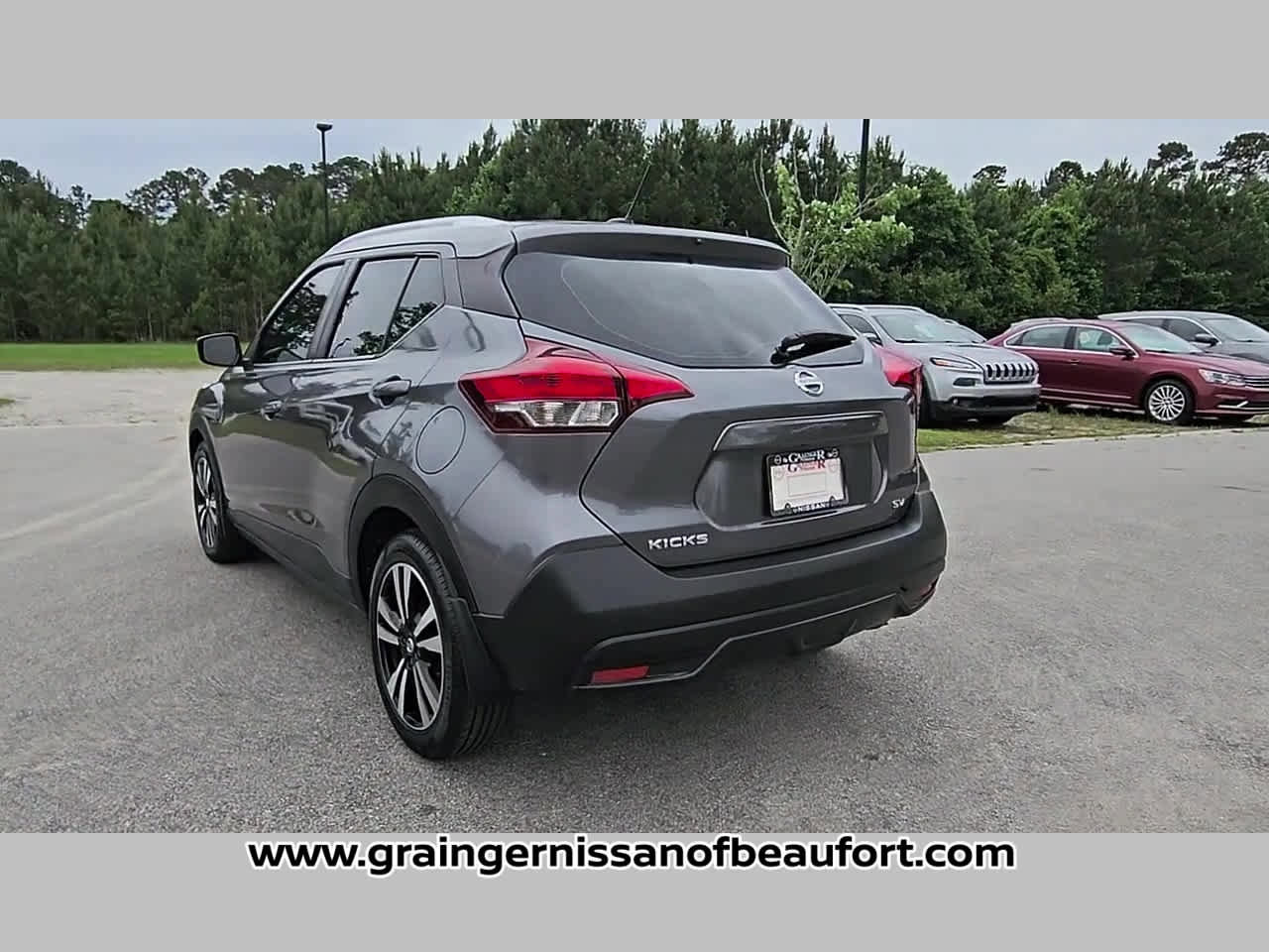Used 2018 Nissan Kicks SV FWD image 26