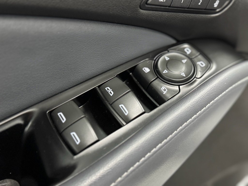 Used 2024 Buick Enclave Premium image 19