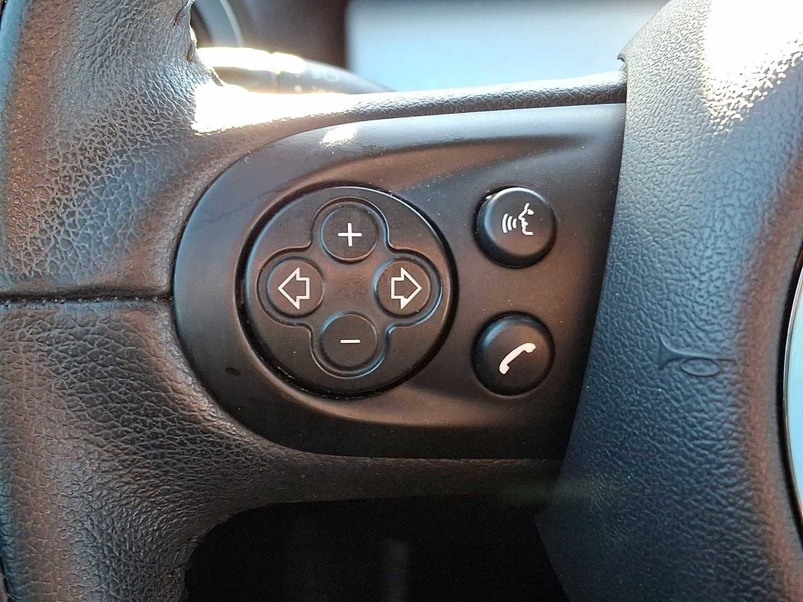 Used 2013 MINI Cooper Hardtop FWD image 17