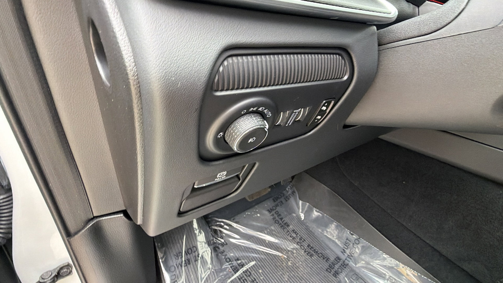 Used 2025 Jeep Grand Wagoneer Series III w/ Rear Seat Video Group 1 AWD/4WD image 30
