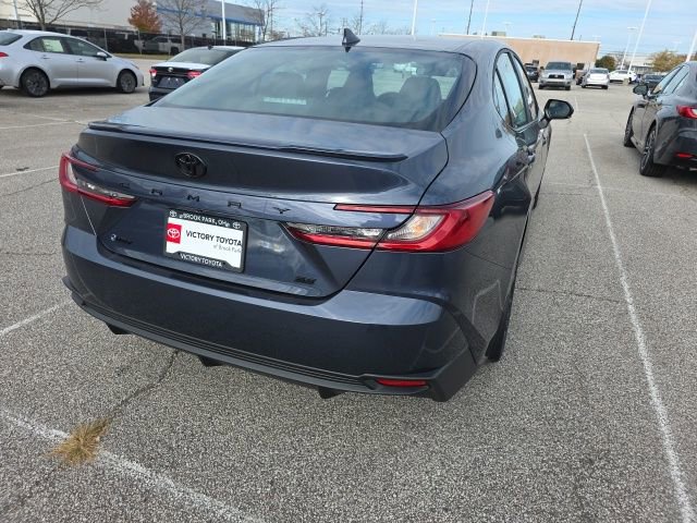 New 2026 Toyota Camry SE image 7