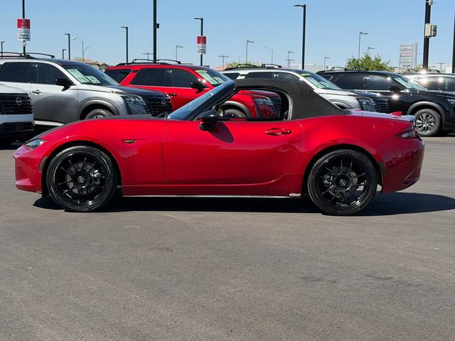 Used 2016 MAZDA MX-5 Miata Club RWD image 2