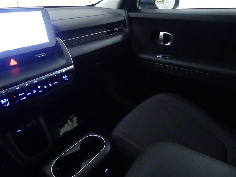 Used 2024 Hyundai Ioniq 5 SE RWD image 16