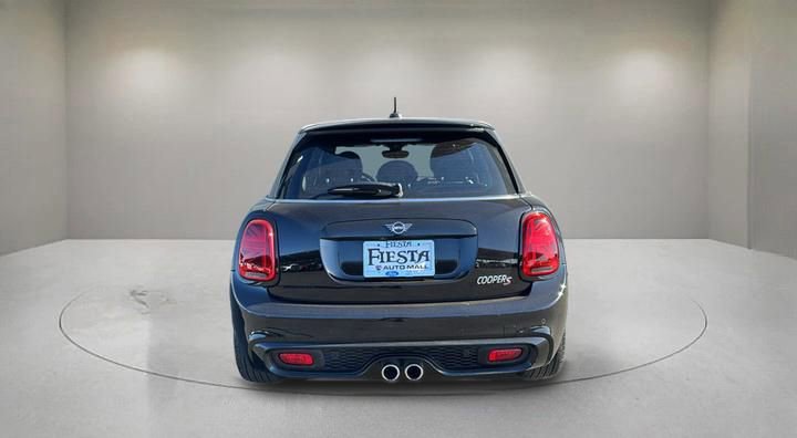 Used 2021 MINI Cooper S FWD image 3
