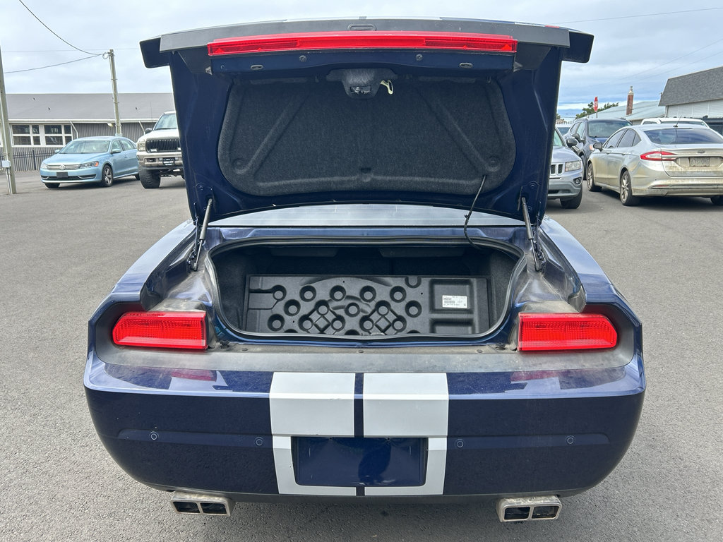 Used 2014 Dodge Challenger SRT8 RWD image 31