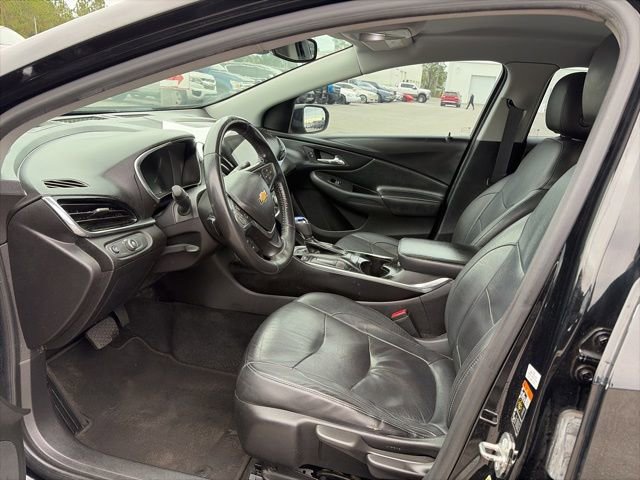 Used 2018 Chevrolet Volt Premier w/ Driver Confidence Package image 9