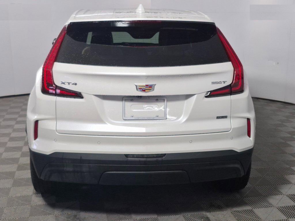 Certified 2024 Cadillac XT4 Luxury w/ Cold Weather Package image 6