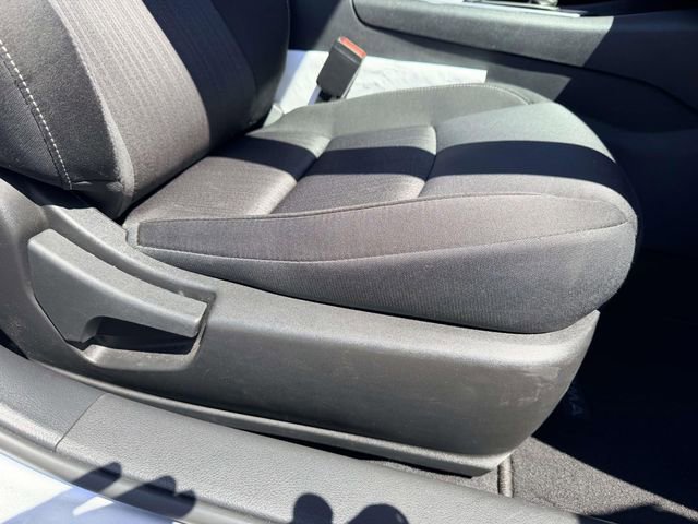 Used 2022 Nissan Altima 2.5 SV FWD image 9