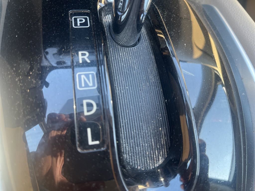 Used 2015 Nissan Rogue SL w/ SL Premium Package image 18