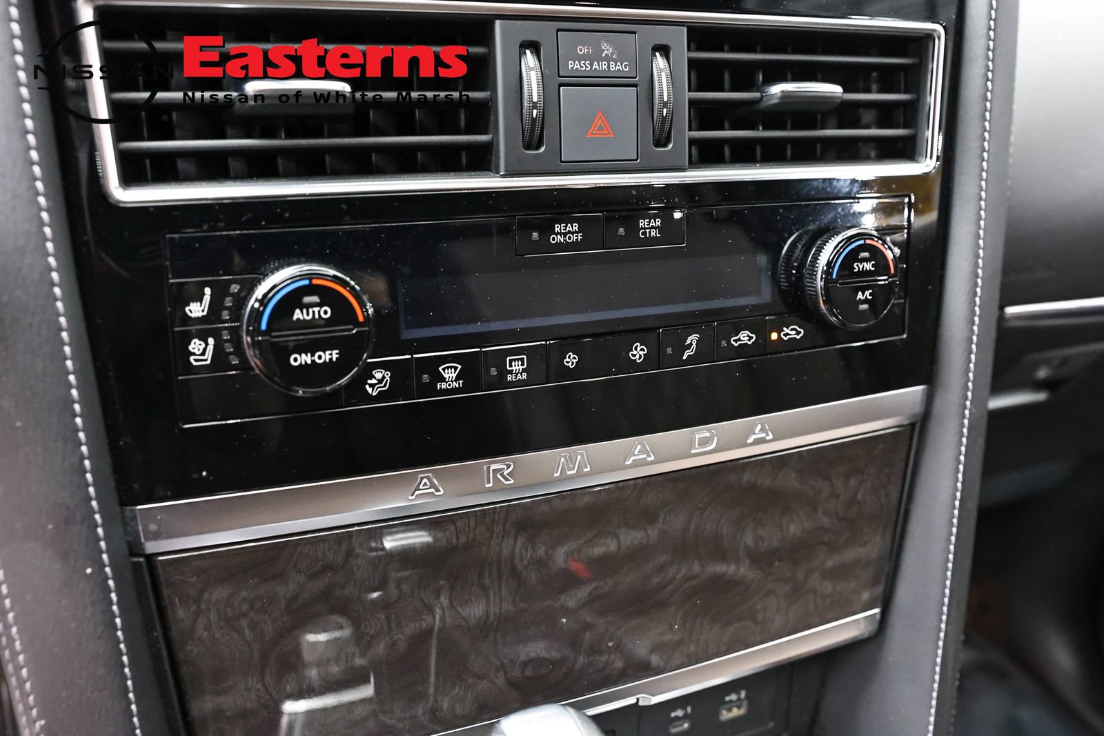 Used 2023 Nissan Armada Platinum w/ Cargo Package AWD/4WD image 18