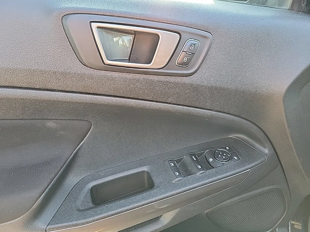 Used 2020 Ford EcoSport SE AWD/4WD image 9