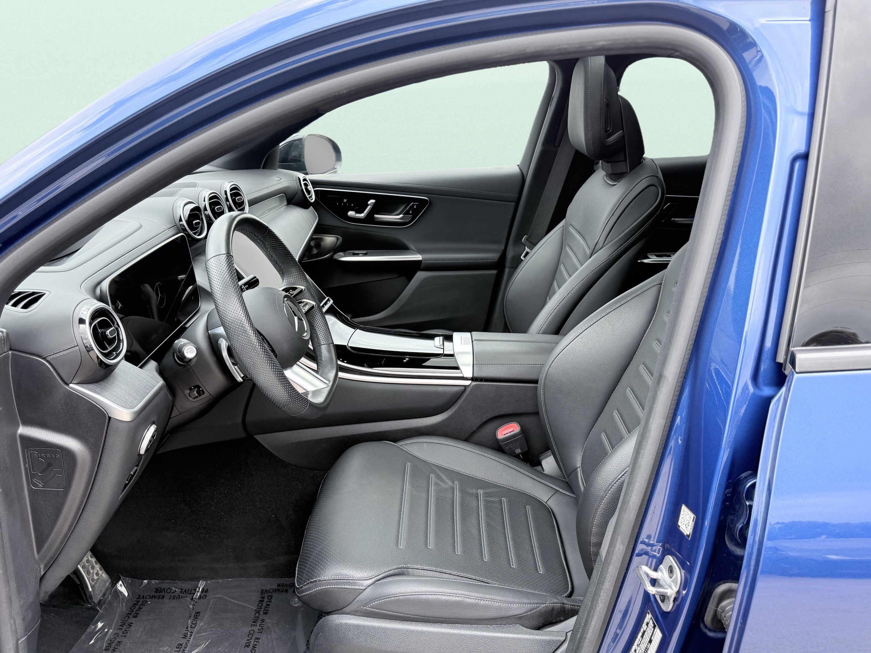 Used 2024 Mercedes-Benz GLC 300 4MATIC w/ AMG Line image 25